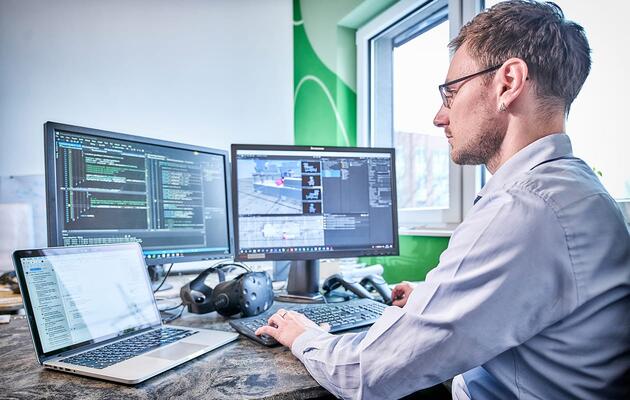 Mit Digital Engineering die Produktion mit digitalen Tools und Technologien vereinfachen.